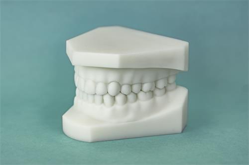 For Dental Invisible Braces 3D printing, is SLA or DLP better?