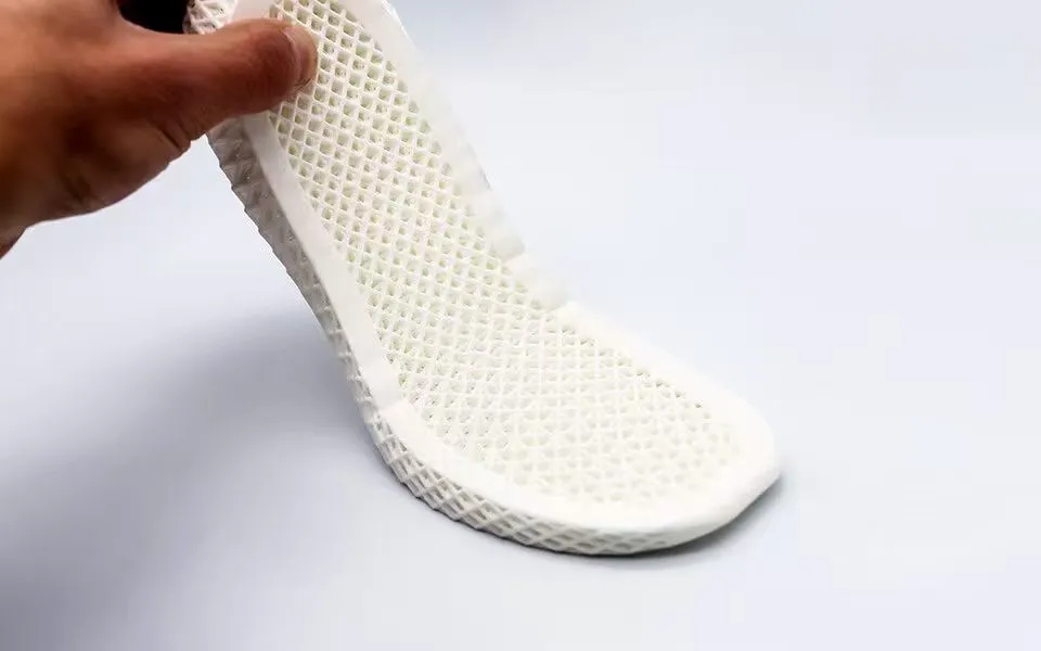 Elastic lattice footwear insoles, additive manufactured by SLS2030 with TPU powder