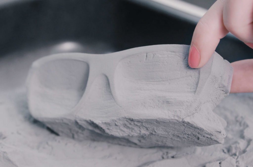 How Does SLS 3D Printing Work? Isotropic Strength