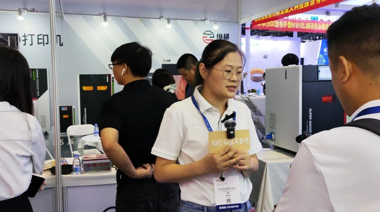 Zongheng3d Shines at Formnext Asia Shenzhen with New Desktop SLS Printer 图片4